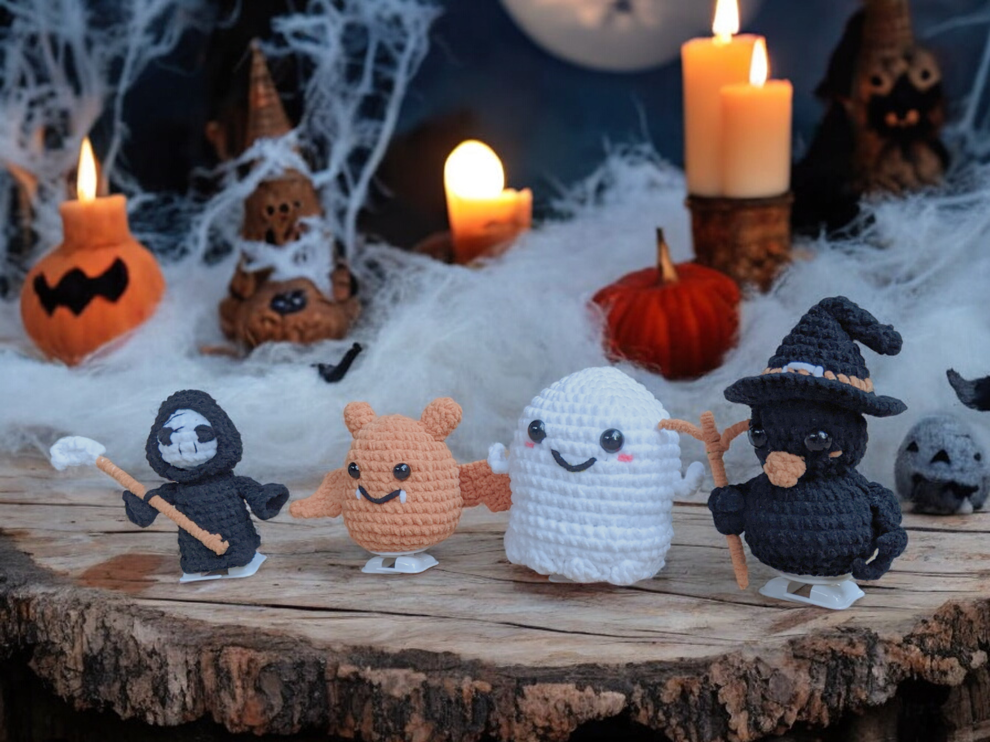 Modèles de Crochet des Créatures Halloween Marcheuses (4 en 1)