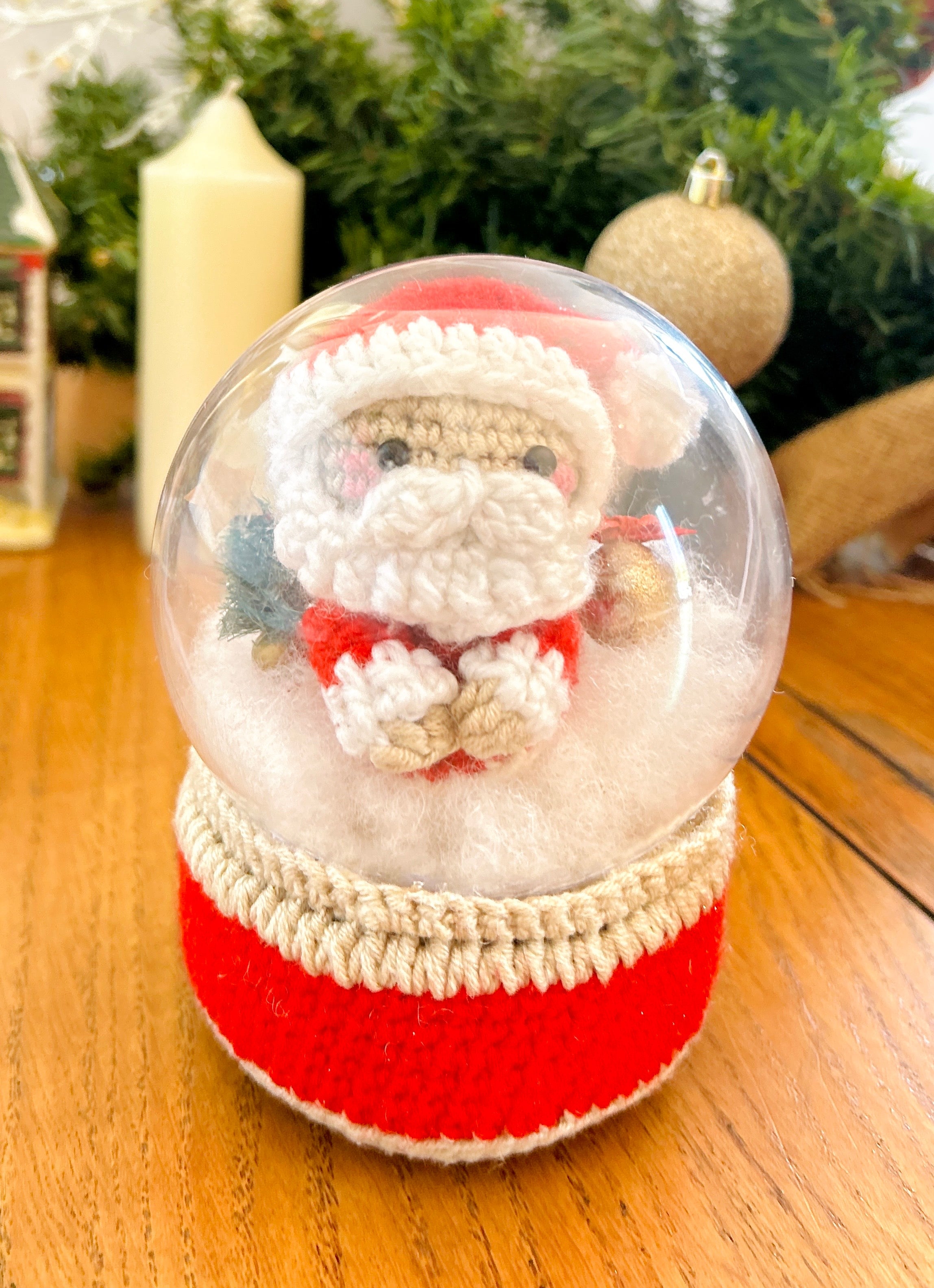 Modèle de Crochet : Boule de neige du Père Noël