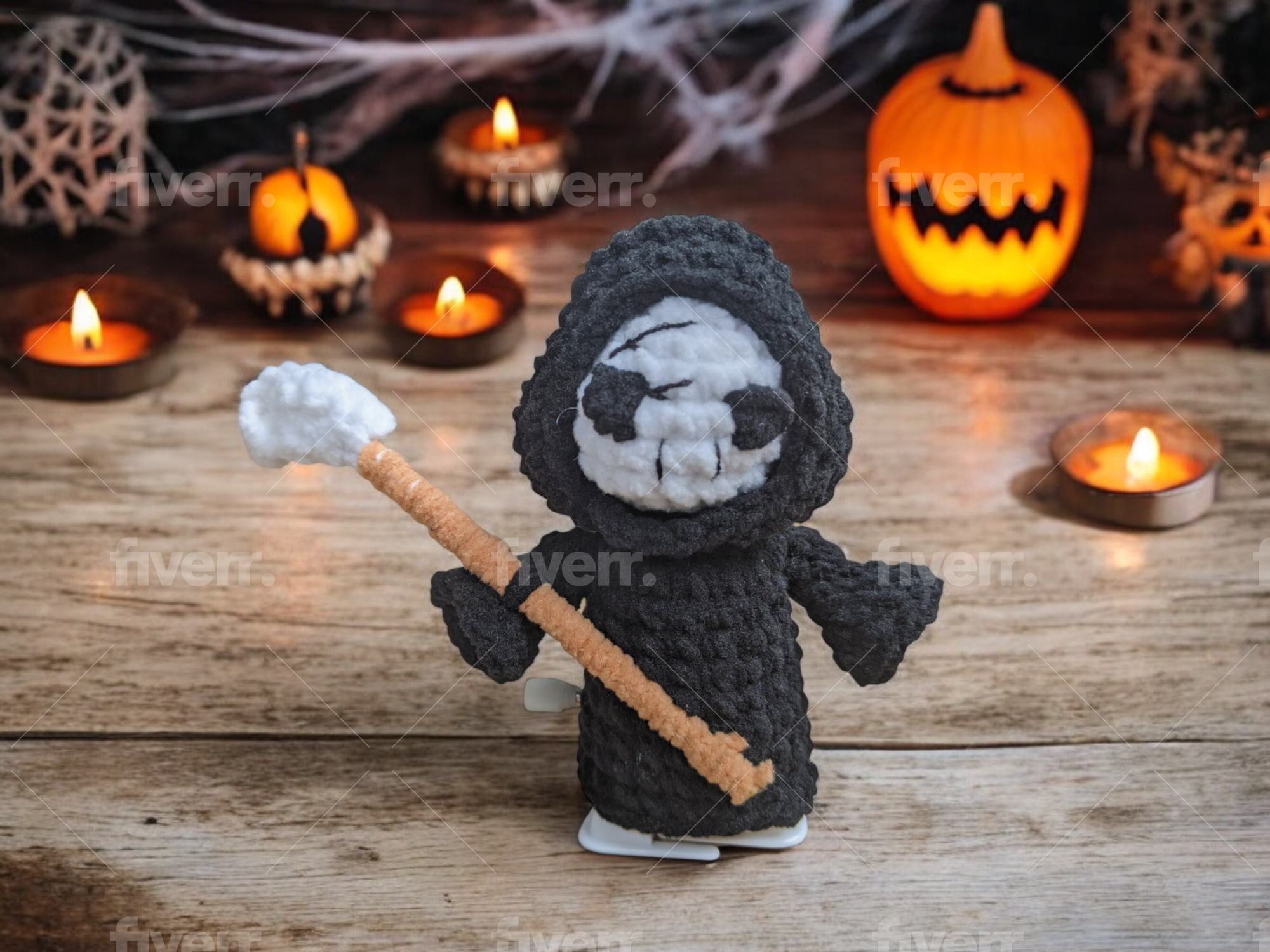 Modèles de Crochet des Créatures Halloween Marcheuses (4 en 1)