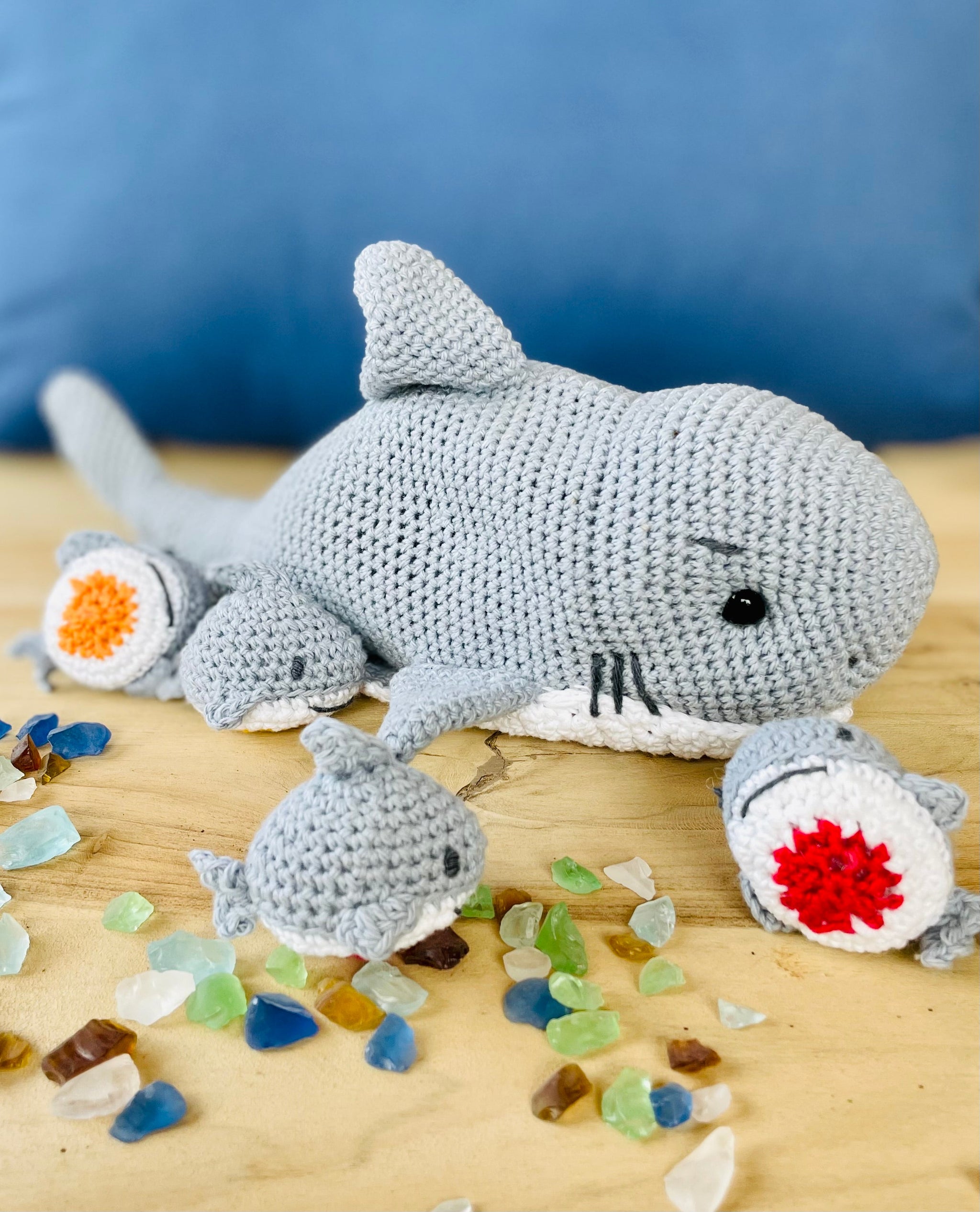 Modèle de Crochet Jeu de Requins avec Mini Requins