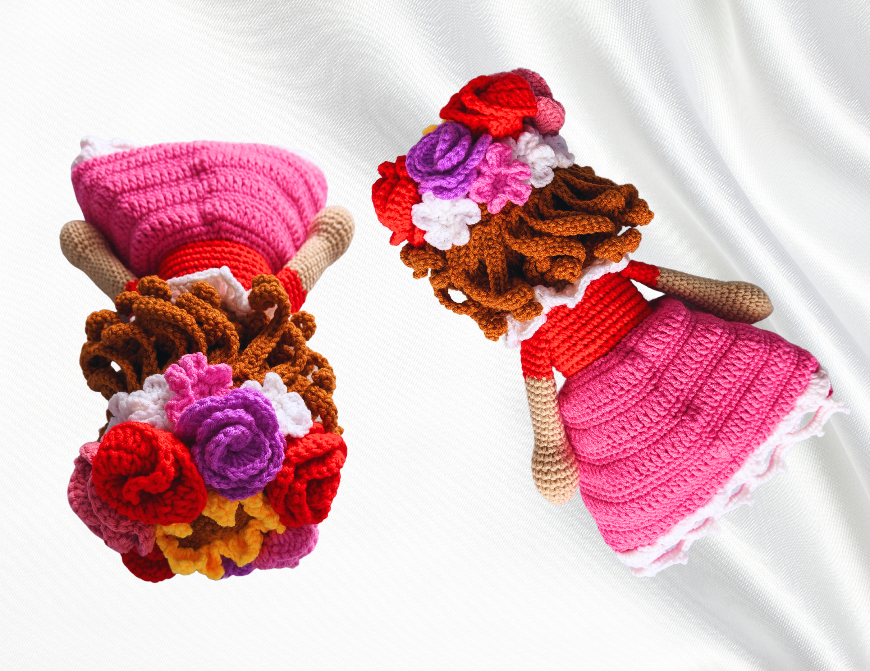 Modèle de crochet de poupée réversible en bouquet de fleurs